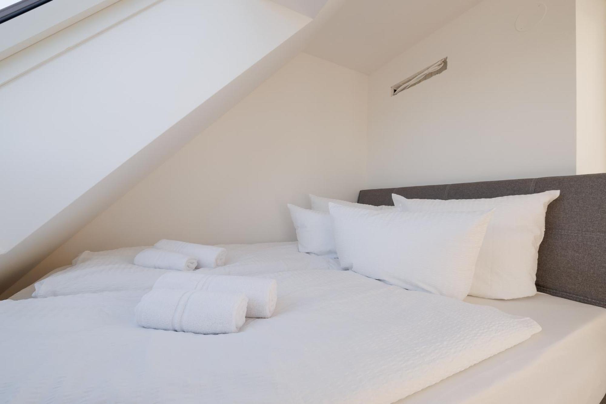 Symphony Apartments 40 - Modern Loft With Terrace And Grill In Central Location 비엔나 외부 사진