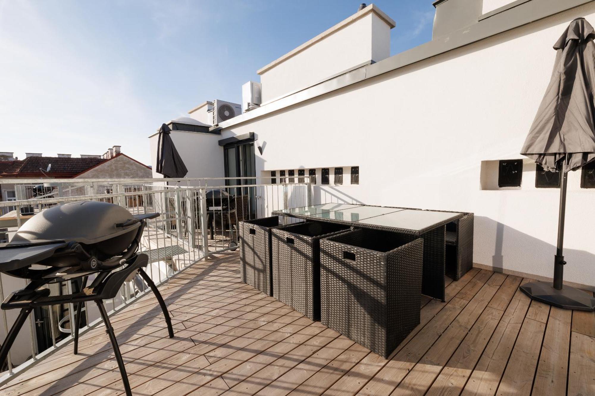 Symphony Apartments 40 - Modern Loft With Terrace And Grill In Central Location 비엔나 외부 사진